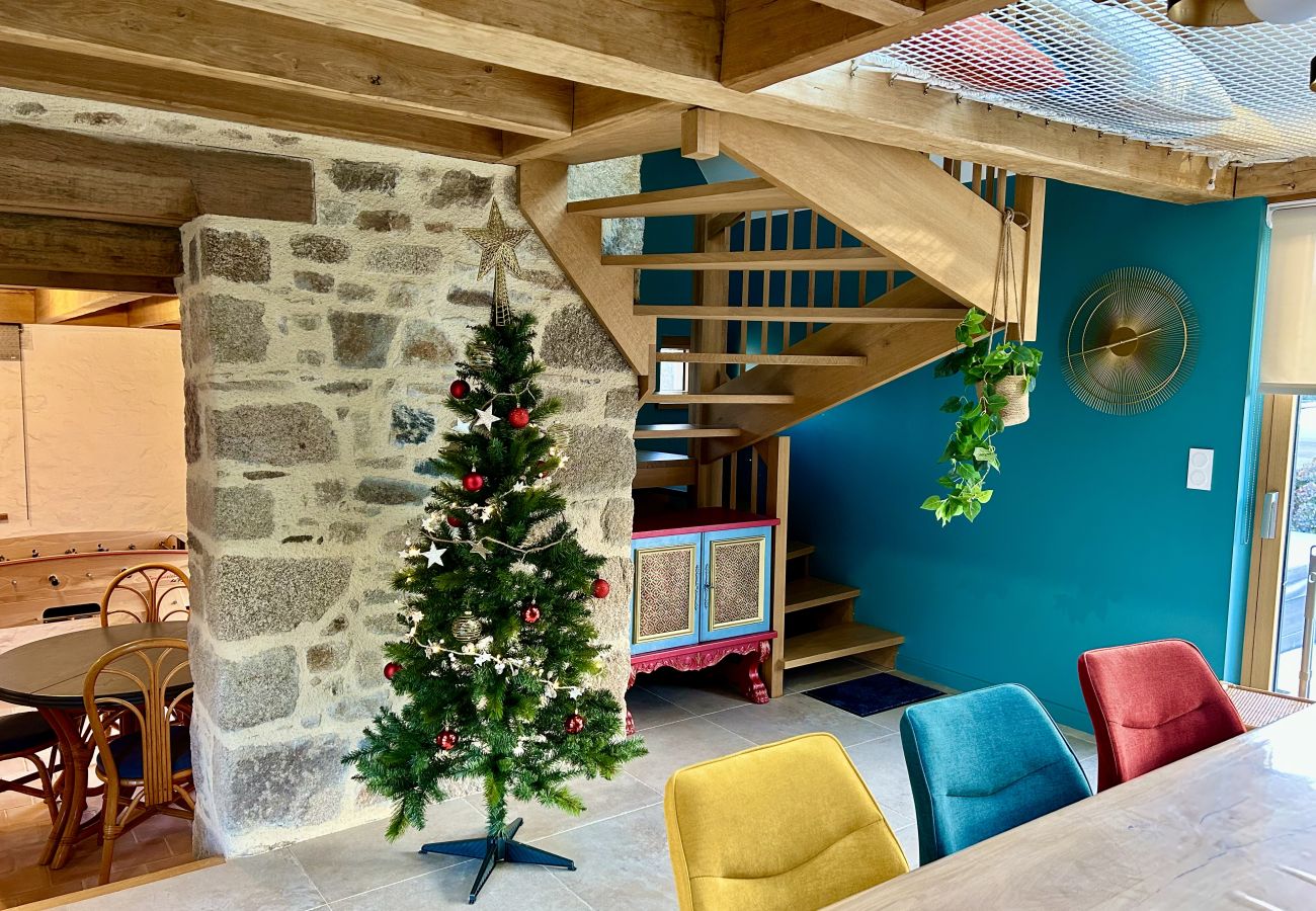 Villa à Bourg-Blanc - Gite breton rénové, piscine, jacuzzi *Ty Breignou*