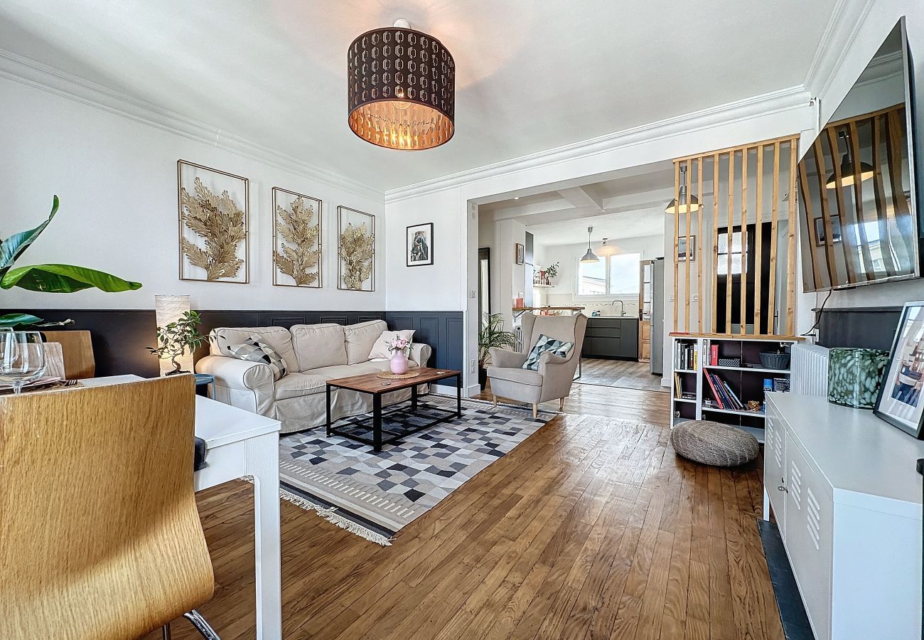 Appartement à Brest - *Le Penfeld* Jolie vue et balcon pour ce cosy T2