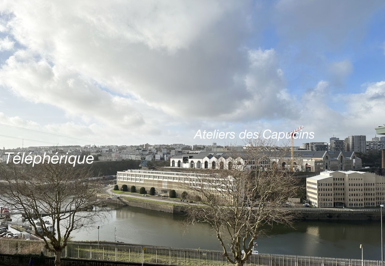 Appartement à Brest - *Le Penfeld* Jolie vue et balcon pour ce cosy T2