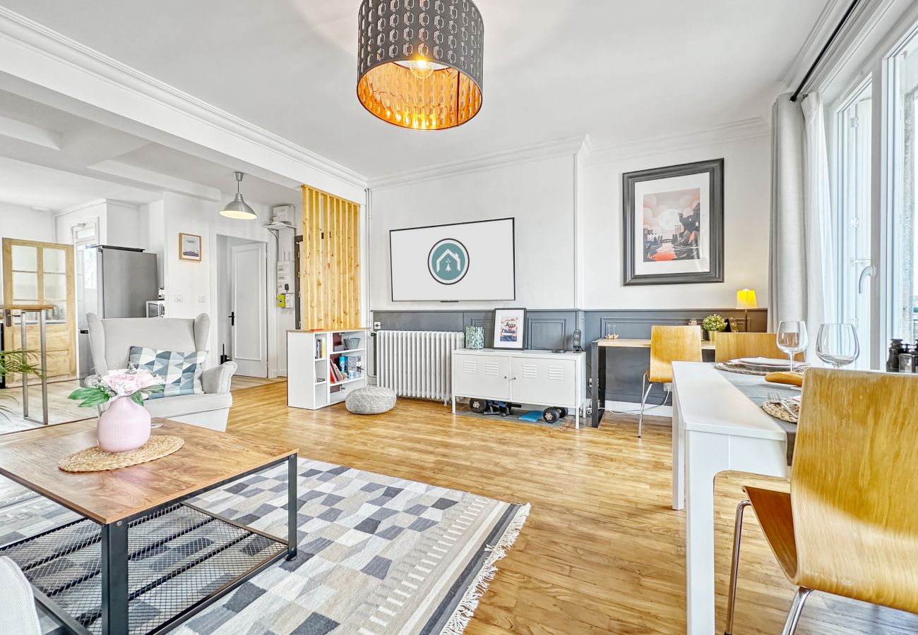 Appartement à Brest - *Le Penfeld* Jolie vue et balcon pour ce cosy T2