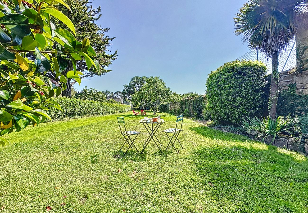 Studio à Combrit - Jolie maisonnette bois, jardin *Le Lodge Kerfoz*