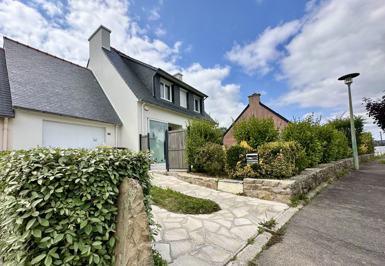 Maison à Plougastel-Daoulas - Jolie demeure, véranda et jardin pour 6 personnes
