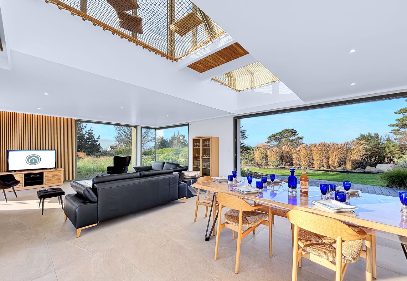 Villa à Plouarzel - Villa d’architecte, piscine, 8 pers *Villa Ar Mor*