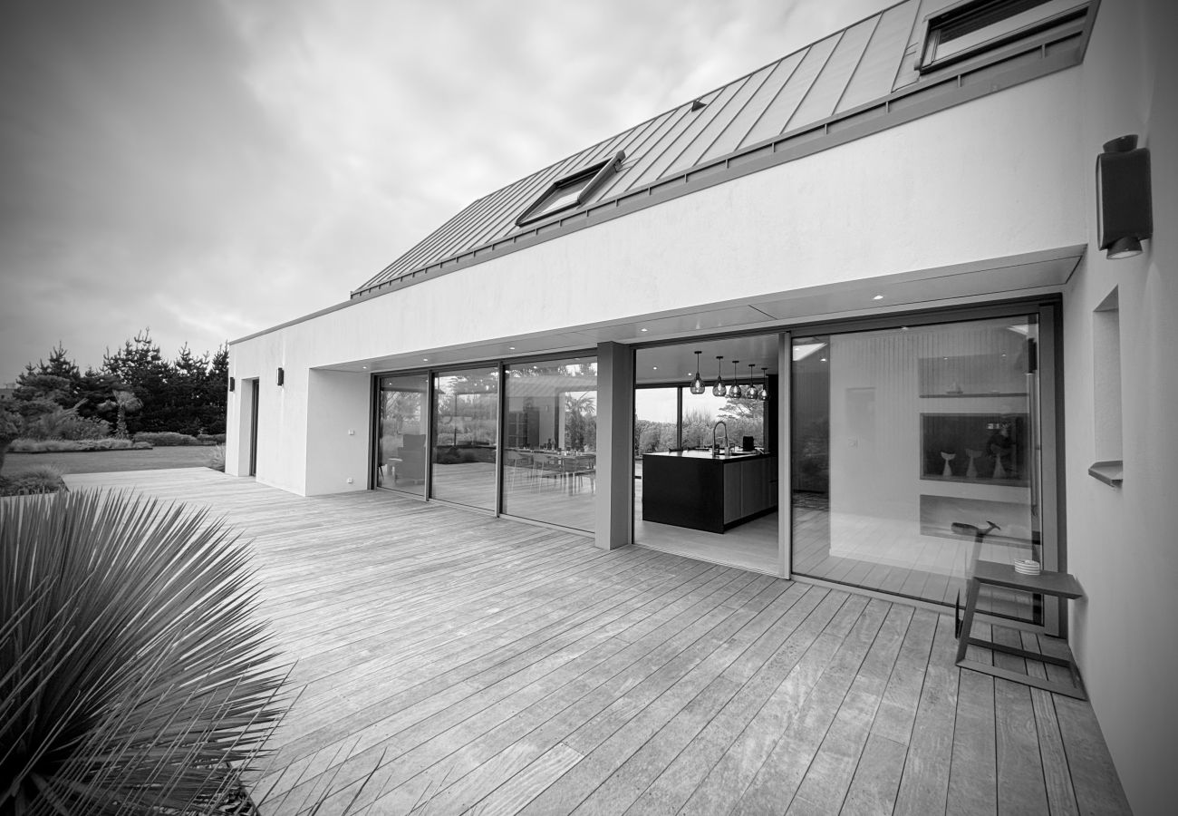 Villa à Plouarzel - Villa d’architecte, piscine, 8 pers *Villa Ar Mor*