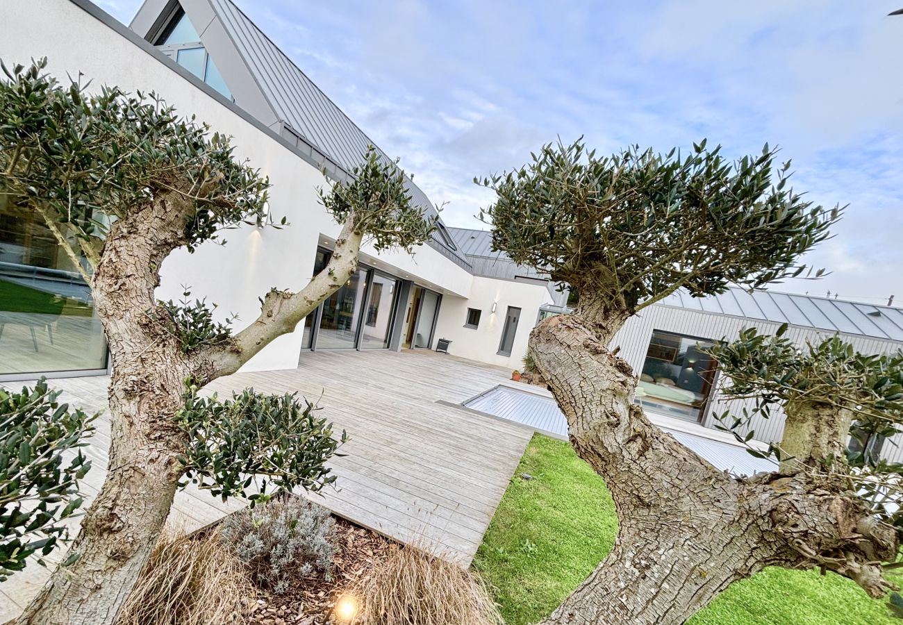 Villa à Plouarzel - Villa d’architecte, piscine, 8 pers *Villa Ar Mor*