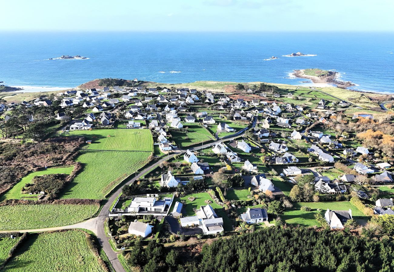 Villa à Plouarzel - Villa d’architecte, piscine, 8 pers *Villa Ar Mor*