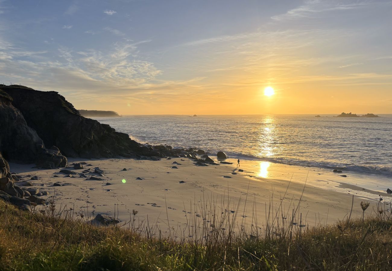 Villa à Plouarzel - Villa d’architecte, piscine, 8 pers *Villa Ar Mor*