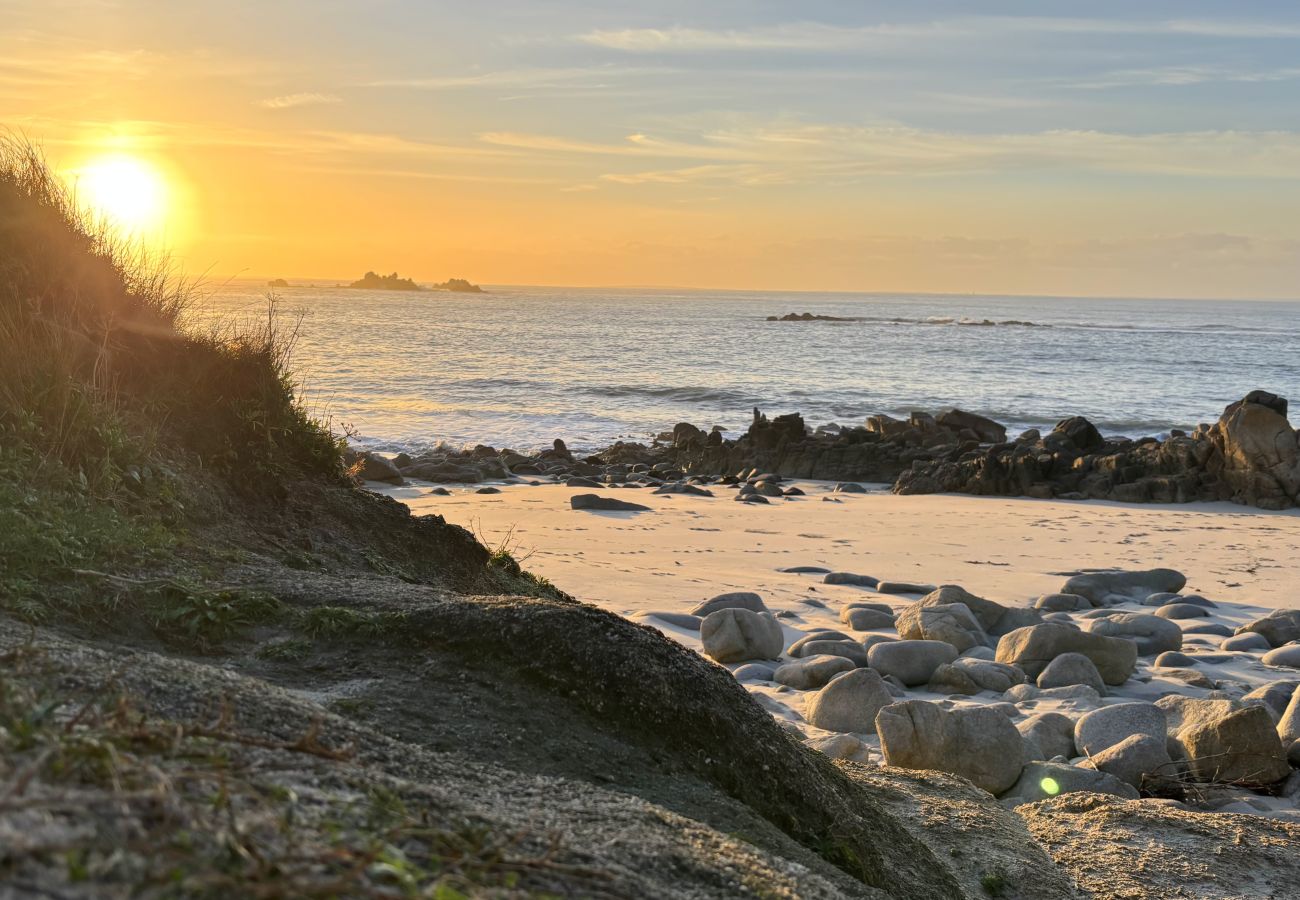 Villa à Plouarzel - Villa d’architecte, piscine, 8 pers *Villa Ar Mor*