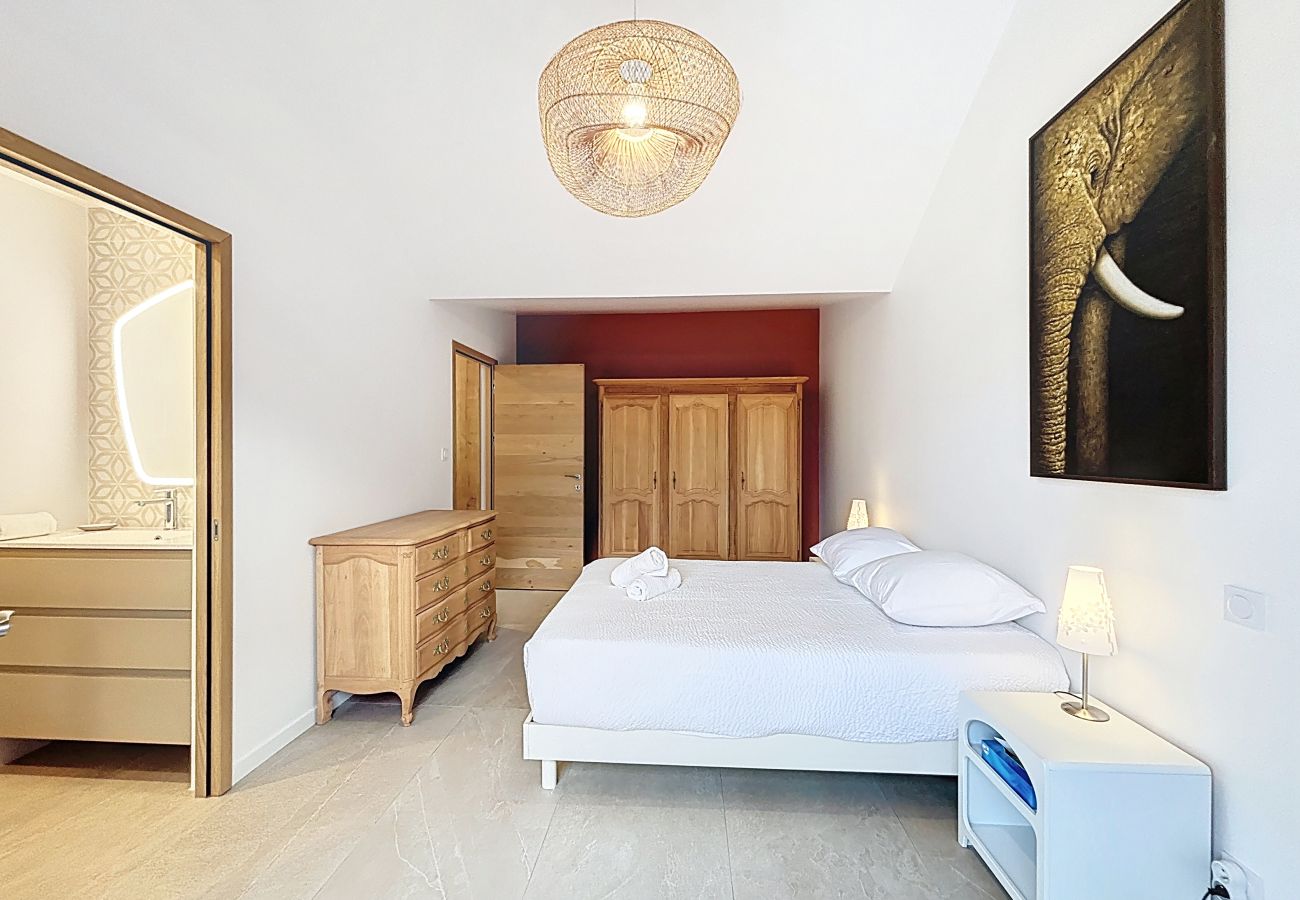 Villa à Plouarzel - Villa d’architecte, piscine, 8 pers *Villa Ar Mor*