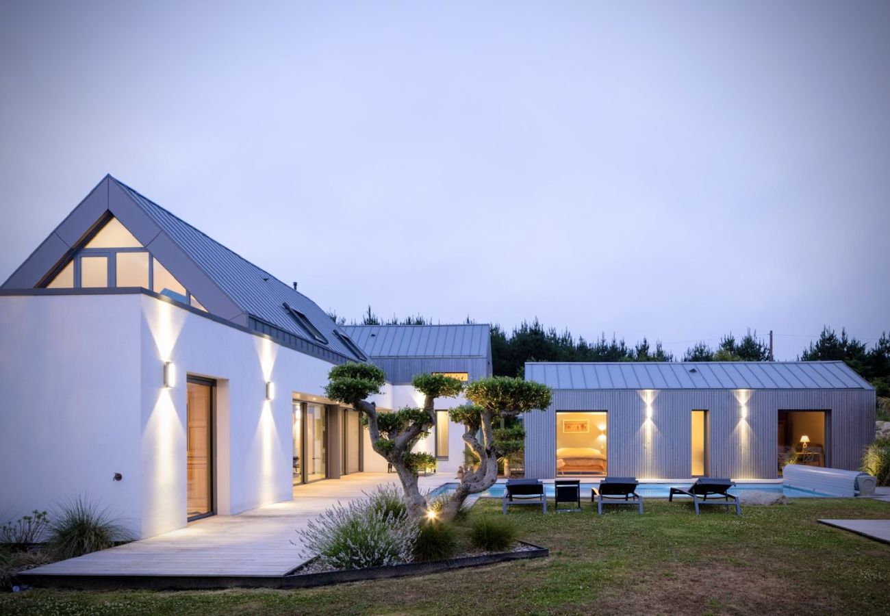 Villa à Plouarzel - Villa d’architecte, piscine, 8 pers *Villa Ar Mor*