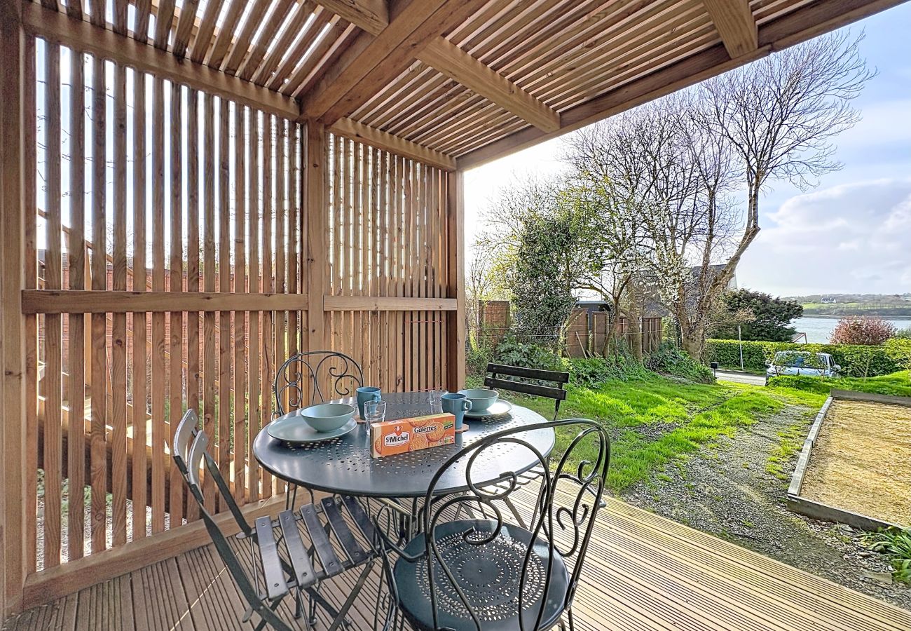 Maison à Loperhet - Maisonnette en bois  *Typerhet*