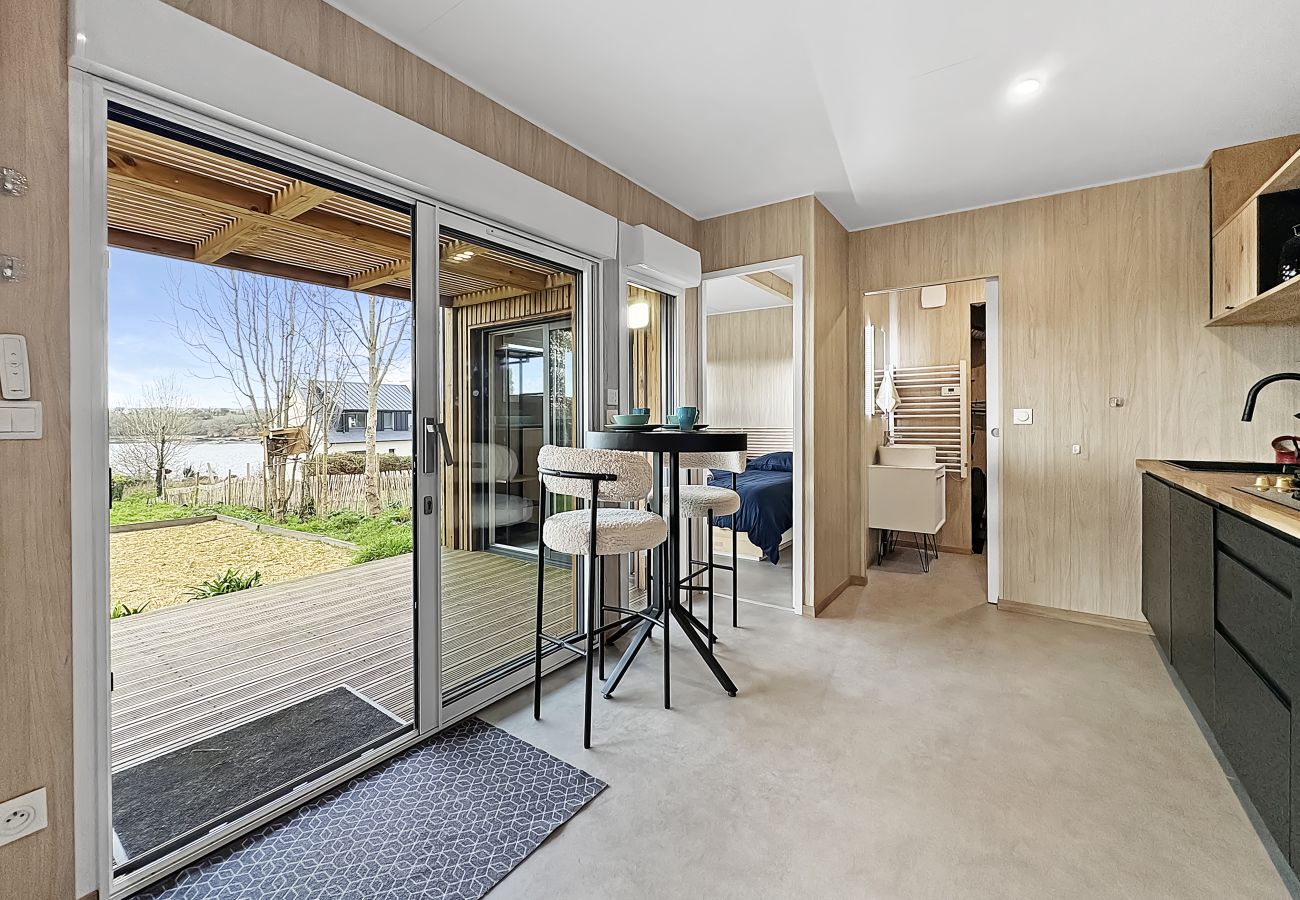 Maison à Loperhet - Maisonnette en bois  *Typerhet*