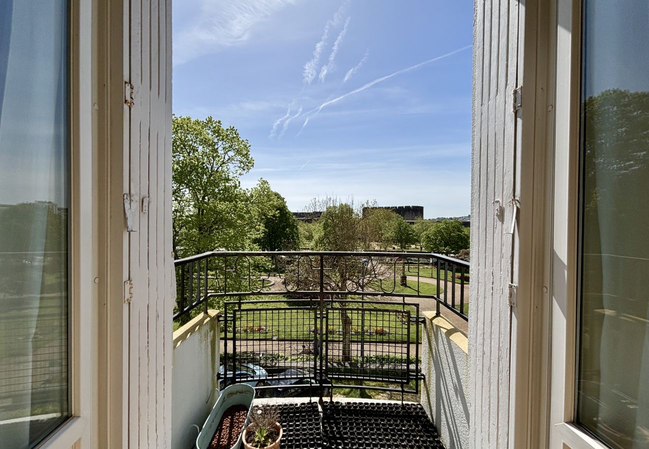 Appartement à Brest - Le Kastell Vue château pour cet élégant T3