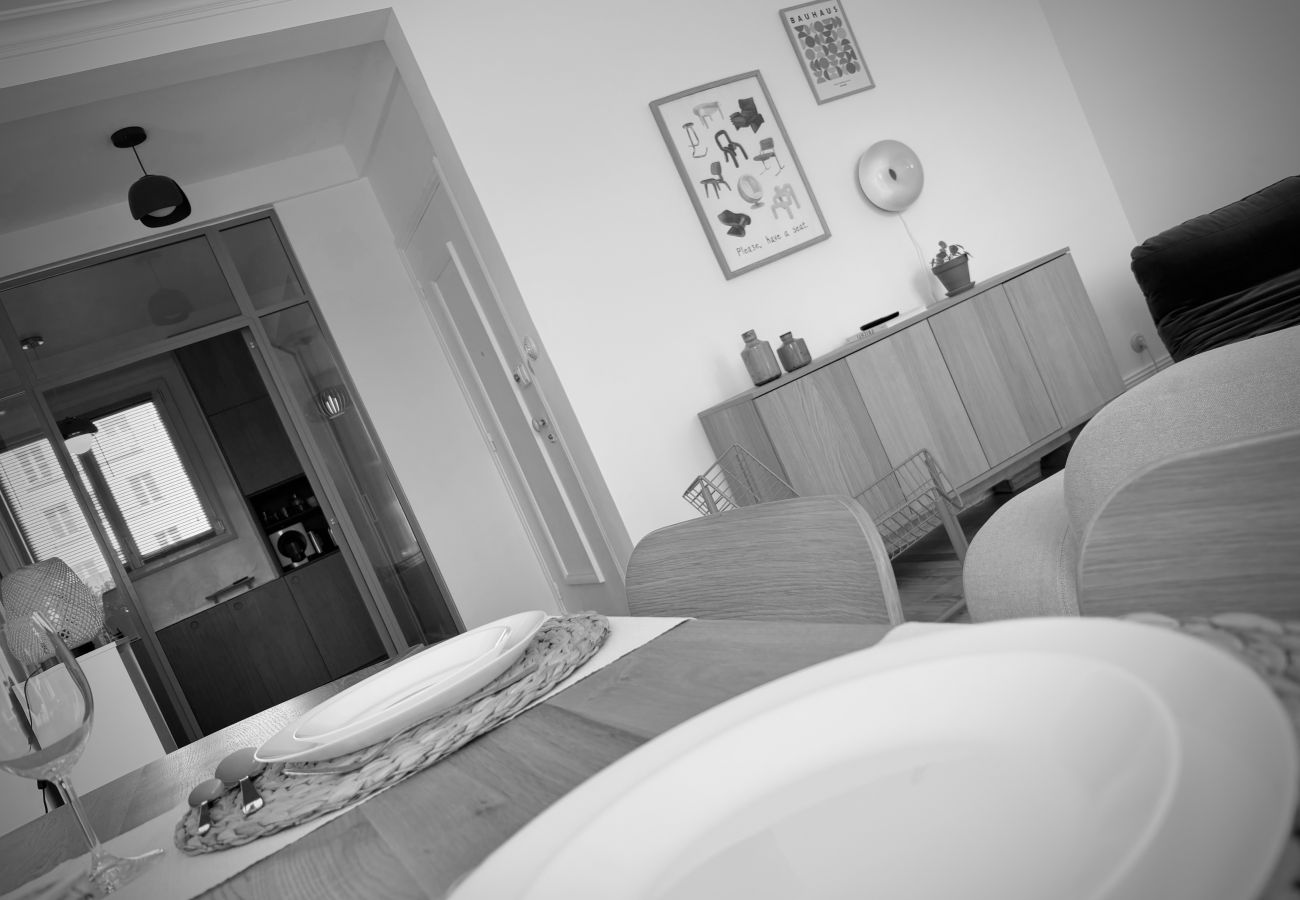 Appartement à Brest - Le Kastell Vue château pour cet élégant T3