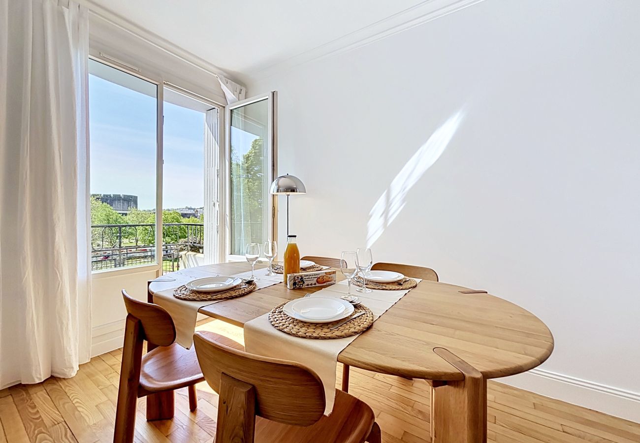 Appartement à Brest - Le Kastell Vue château pour cet élégant T3