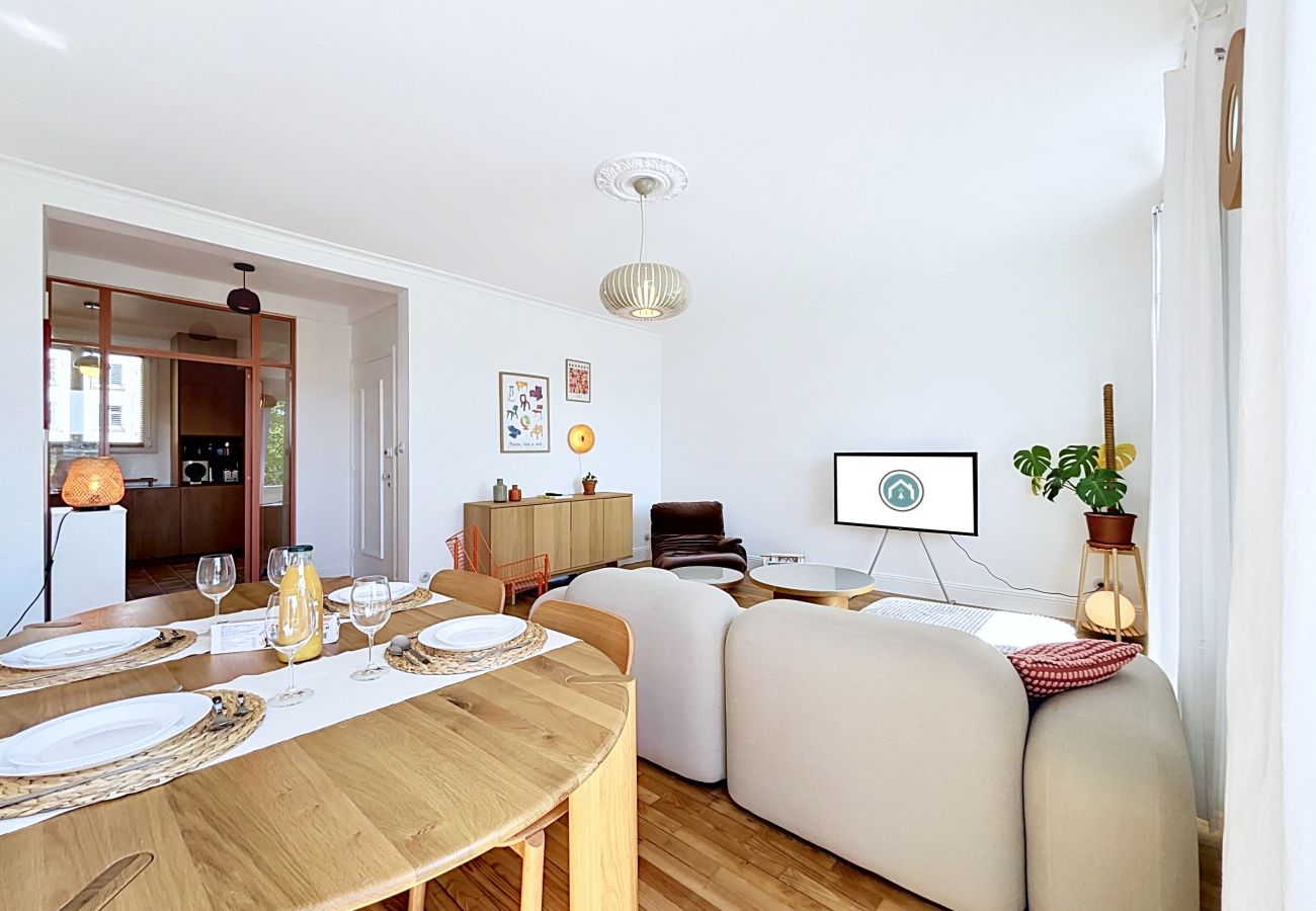 Appartement à Brest - Le Kastell Vue château pour cet élégant T3