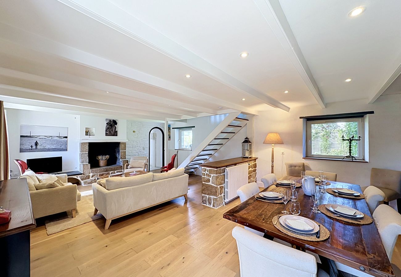Maison à Le Relecq-Kerhuon - Longère en pierres, proche de la rade *Ty Kerhor*