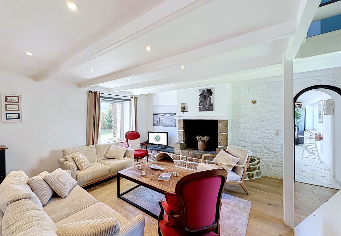 Maison à Le Relecq-Kerhuon - Longère en pierres, proche de la rade *Ty Kerhor*