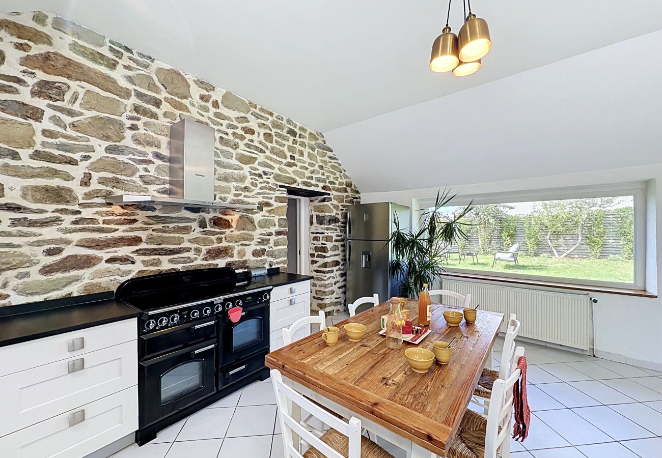 Maison à Le Relecq-Kerhuon - Longère en pierres, proche de la rade *Ty Kerhor*
